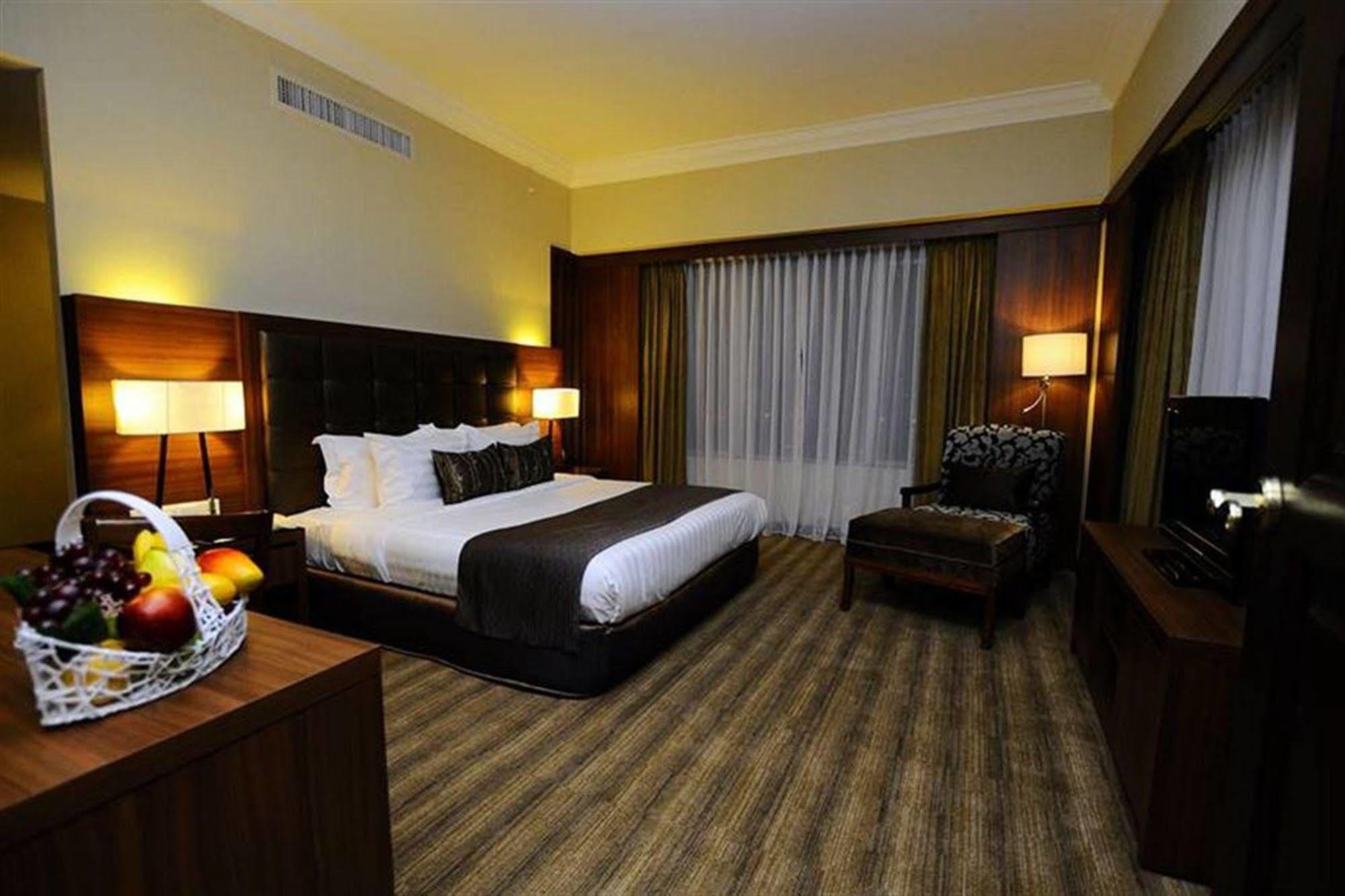 The Katerina Hotel Batu Pahat Zewnętrze zdjęcie